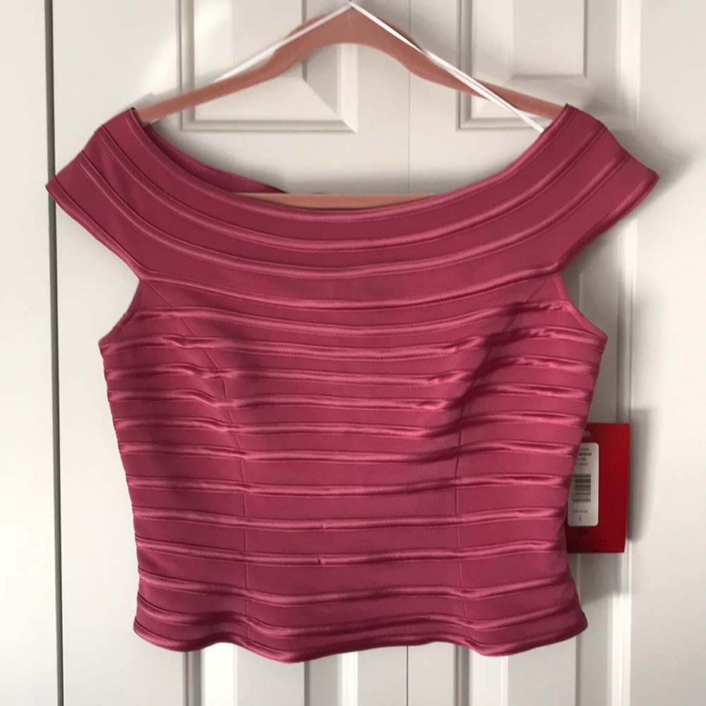 NWT JS Collections off the shoulder top size 8